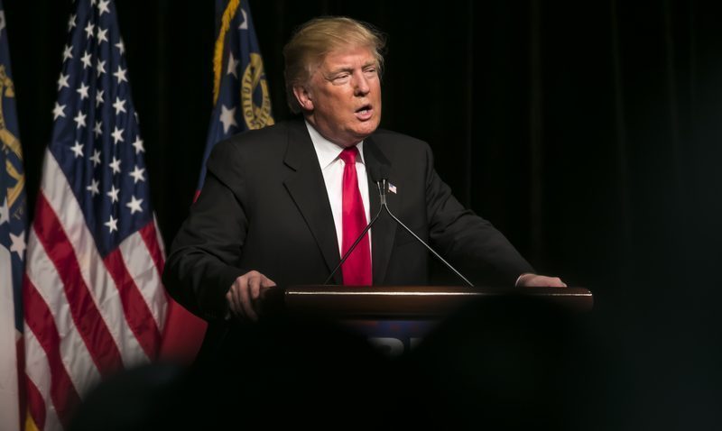 Trump chce doprowadzić do spotkania Zełenskiego i Putina