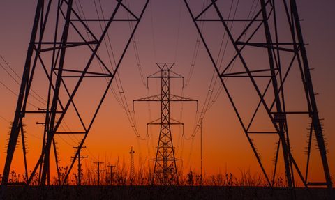 Braki prądu i drastyczne podwyżki rachunków w Illinois