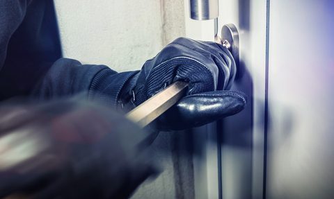 Fala nocnych włamań do biznesów w Chicago