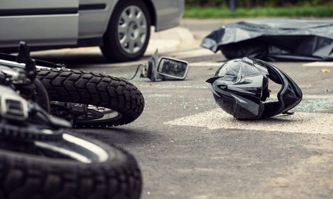 Tragiczny wypadek w Schaumburgu – nie żyje 2 motocyklistów
