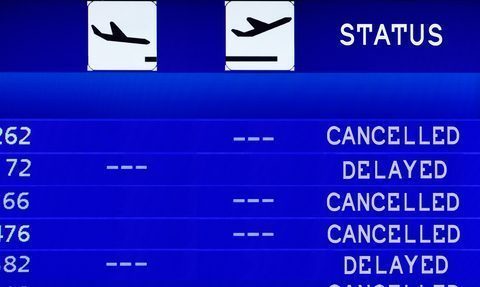 Burza zimowa paraliżuje ruch lotniczy w USA