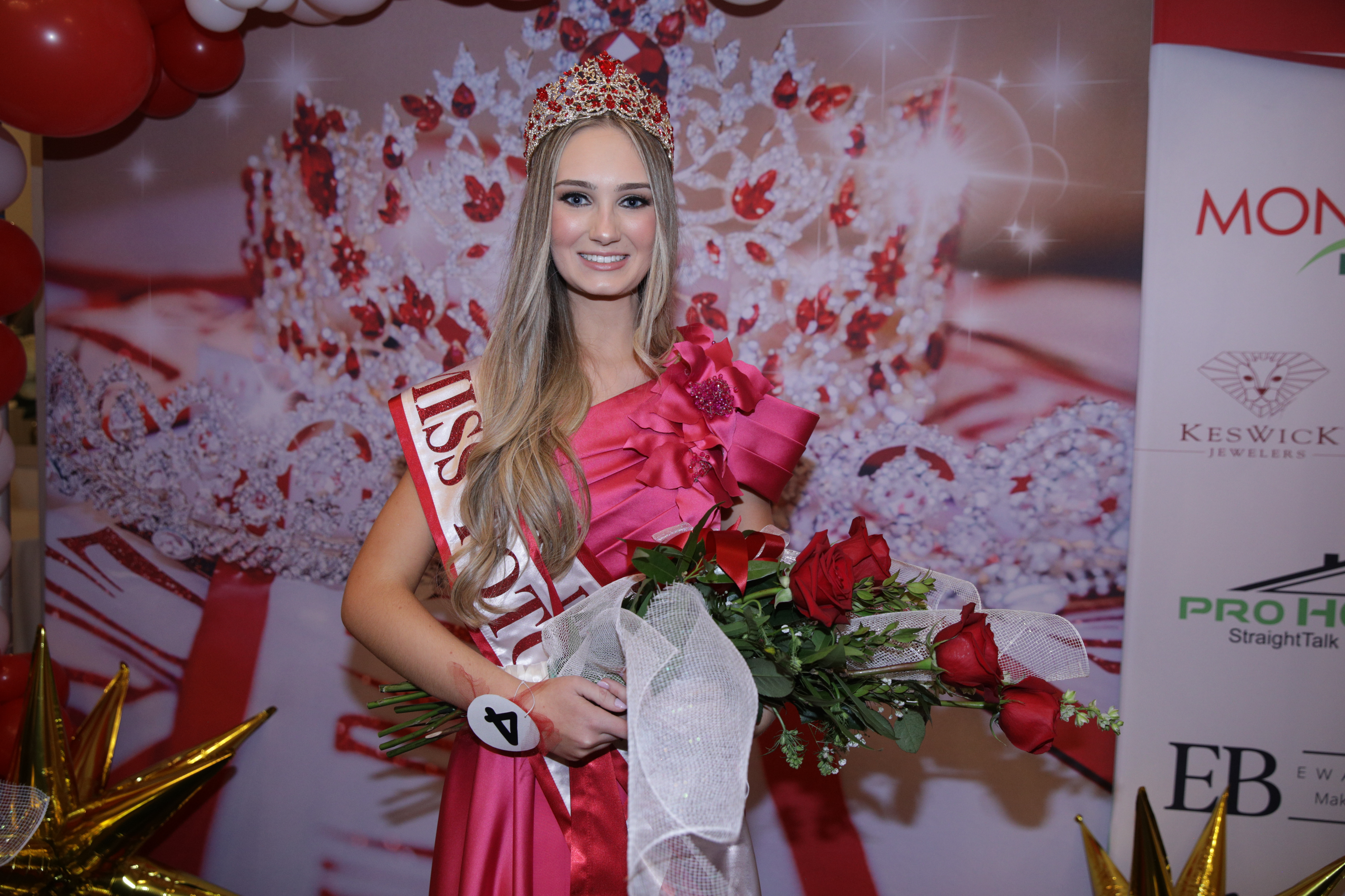 Olivia Kowalczyk – Królowa Parady 3 Maja 2025