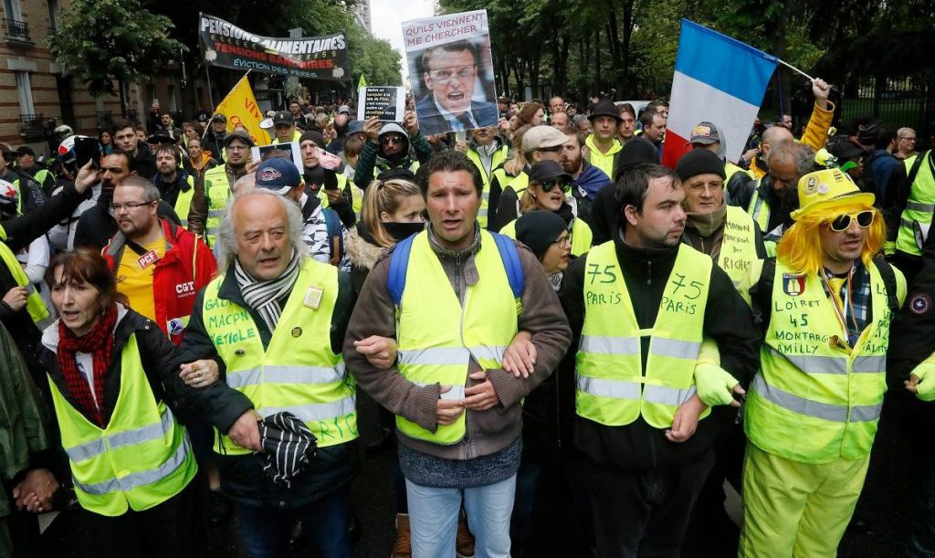 Powrót „Żółtych Kamizelek”. Francuzi szykują się do strajków