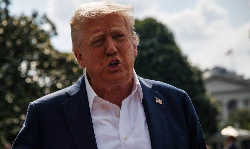 Trump: Nałożę 100 procent cła na filmy. Oclę też import mebli