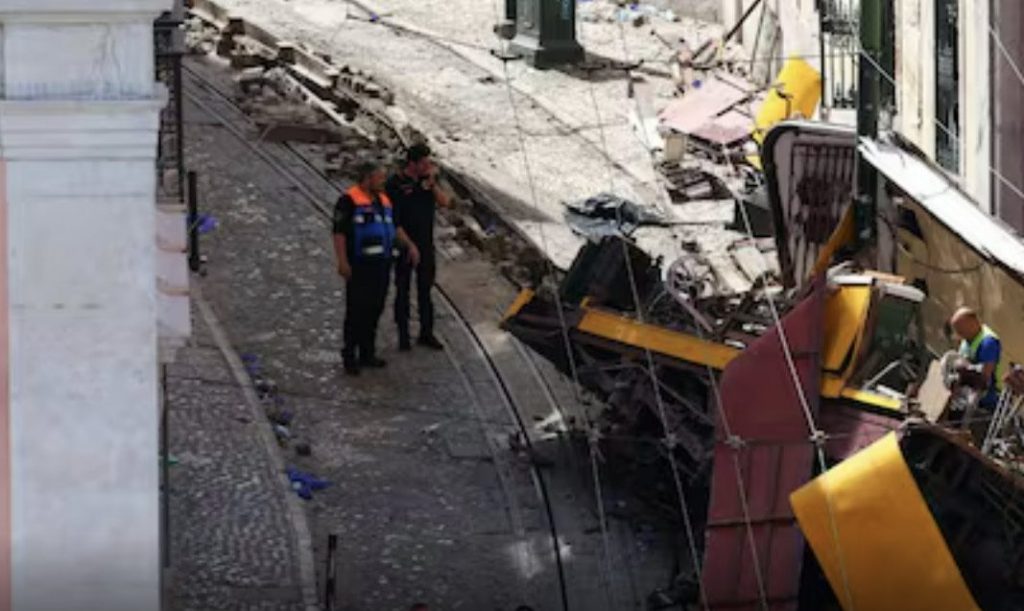 Dwóch Kanadyjczyków zaginęło po katastrofie kolejki linowo-terenowej w Lizbonie