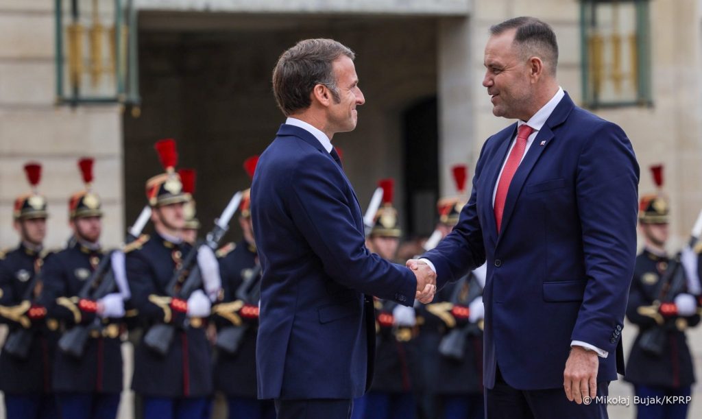 Nawrocki spotkał się z Macronem. „Wiele tematów nas łączy”