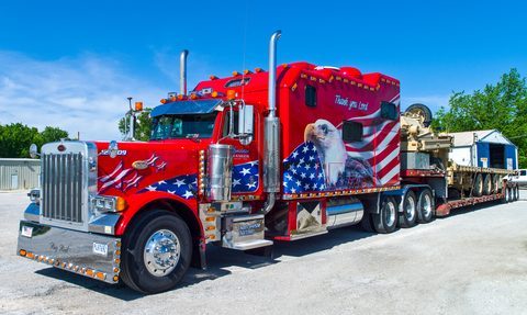 ICE zatrzymało ponad 100 nielegalnych kierowców ciężarówek