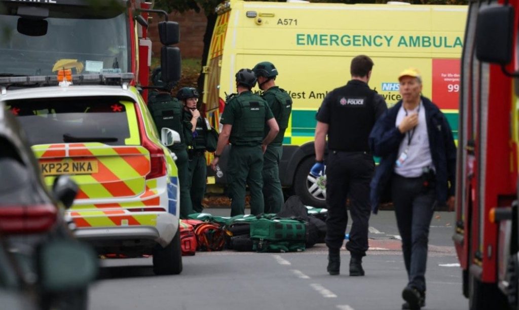 Brytyjska policja: atak w manchesterskiej synagodze to akt terroru