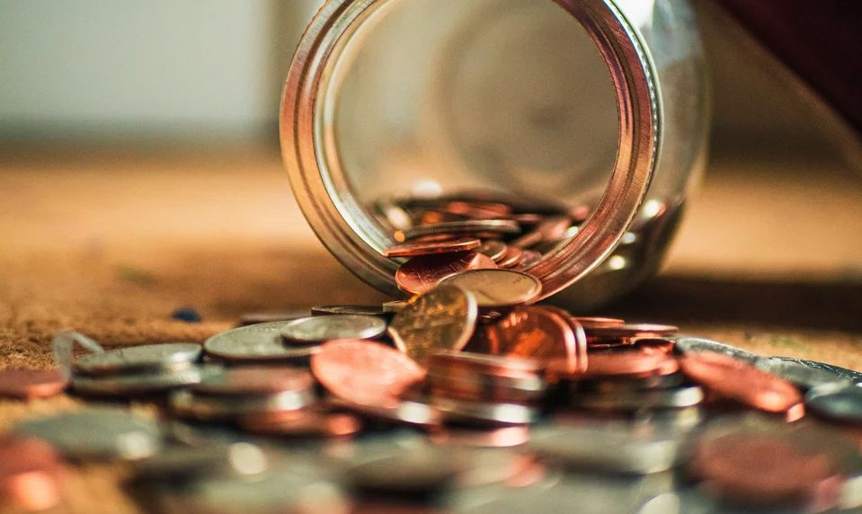 Polacy coraz częściej pożyczają na życie