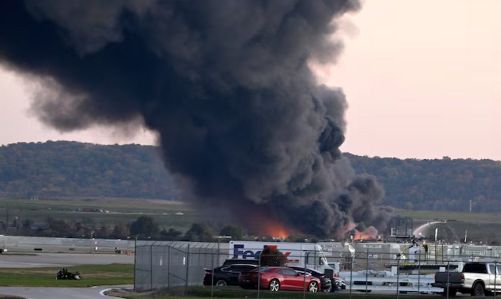 Samolot UPS rozbił się i eksplodował na lotnisku w Kentucky. Co najmniej 9 osób nie żyje