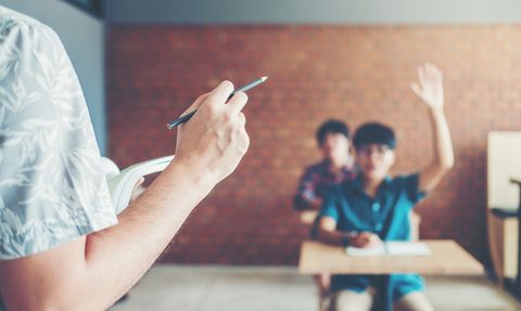 Nauczyciel zawieszony za wpis “Go ICE”