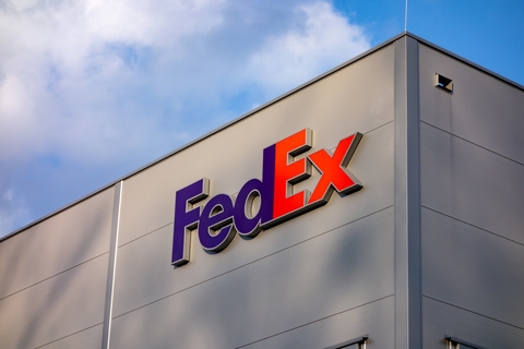 FedEx pozywa rząd USA w sprawie ceł Trumpa