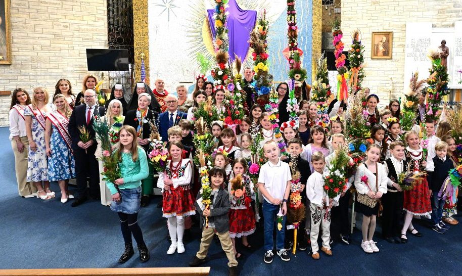 V Międzyszkolny Konkurs na Tradycyjną Palmę Wielkanocną