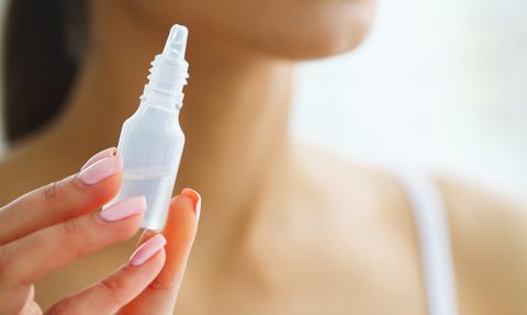 Otruł żonę przy pomocy kropli do oczu