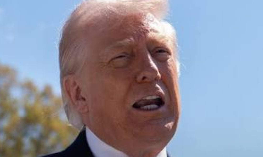 Trump: Zablokujemy cieśninę Ormuz. Rosja: To piractwo