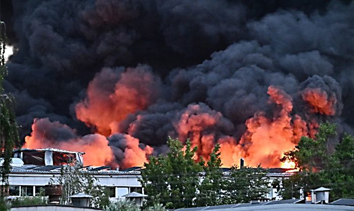 Poważny pożar lasu na Mazowszu. Ewakuowano mieszkańców
