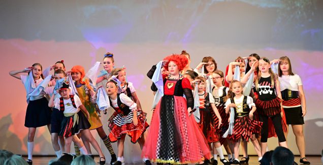 W zaczarowanym lesie Czerwonego Kapturka