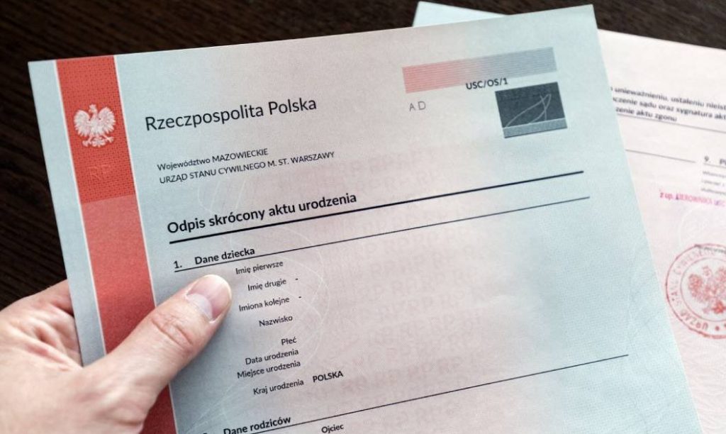 Afera w Kijowie. Fałszywe polskie akty urodzenia by uniknąć poboru