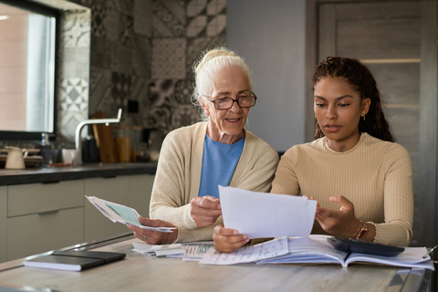 Seniorzy w Illinois – programy pomocowe na drugą połowę 2026 roku